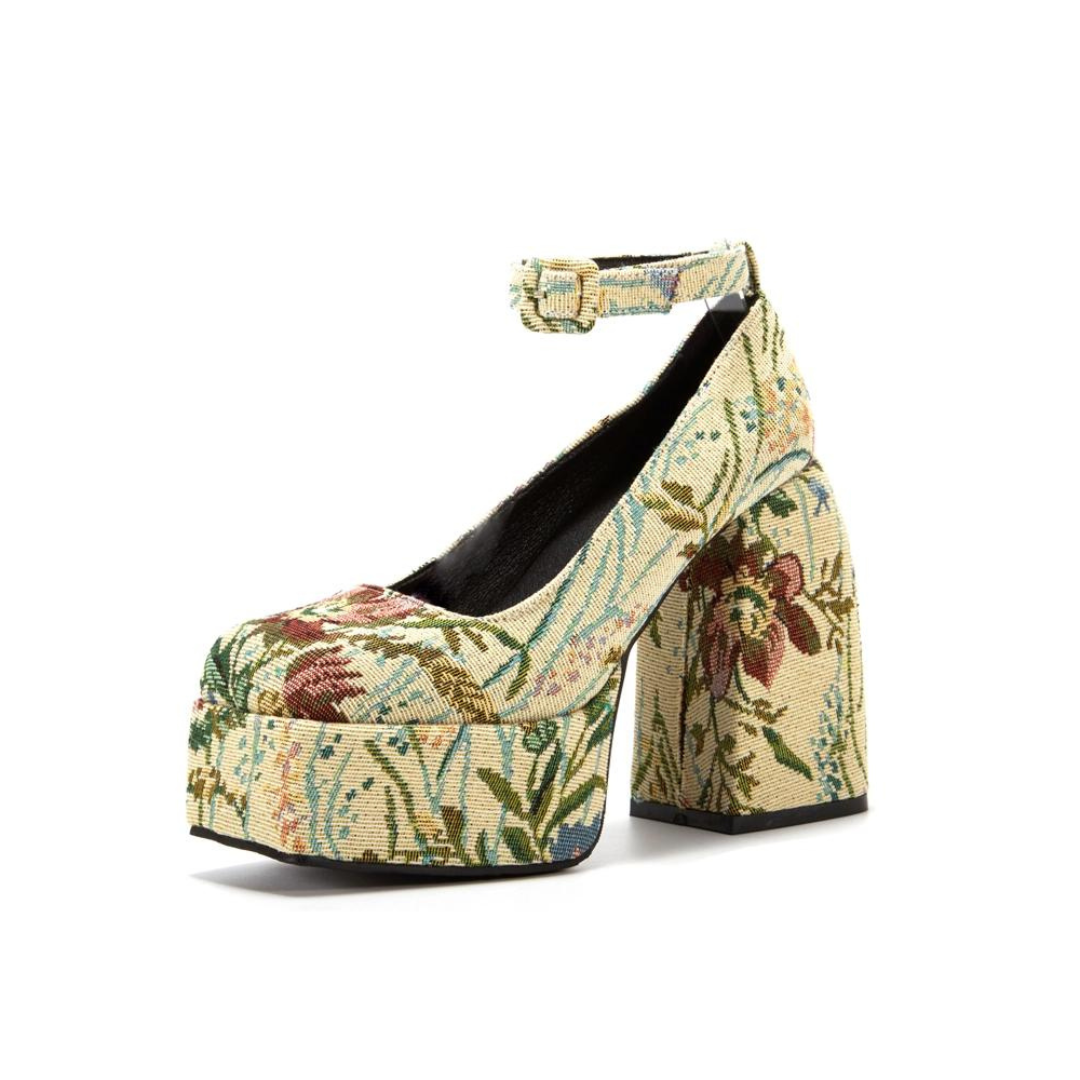 Vintage Floral Platform Heels Tapestry