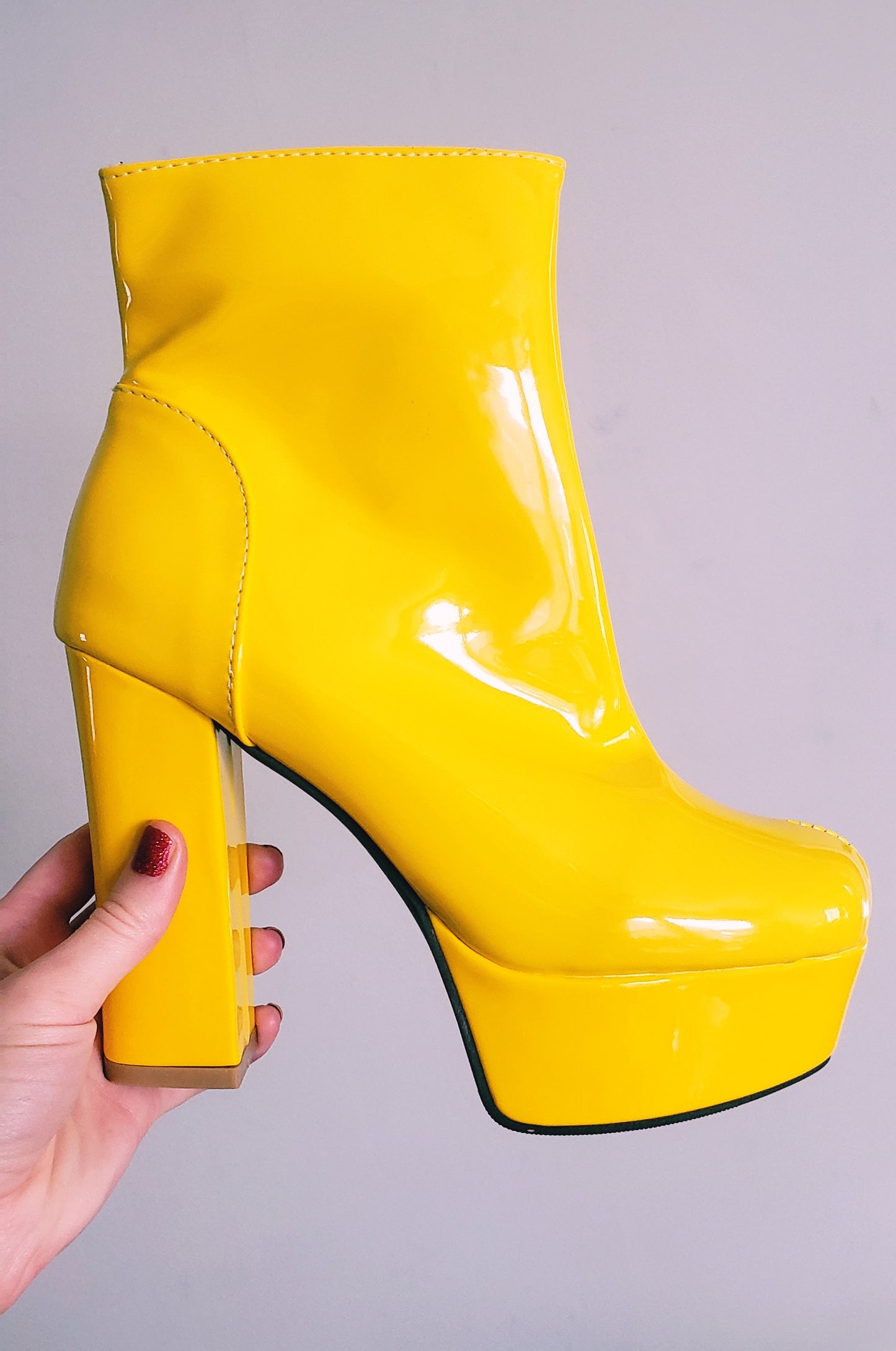 Yellow Platform gogo boots. Glossy Patent leather. Chunky block heel ankle boots.