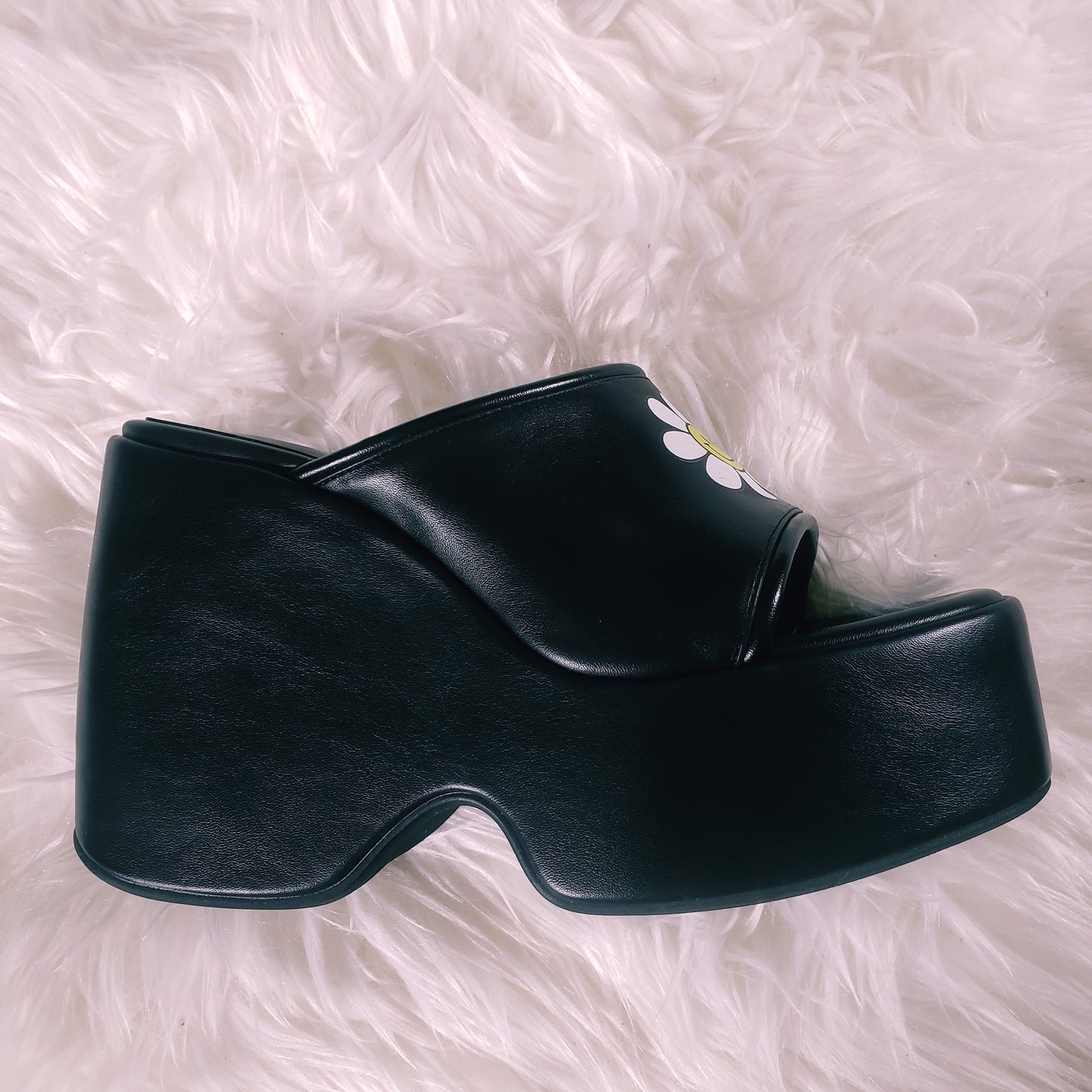 Black Crazy Daisy Platform Slide Sandals – Nectarine Dreams LLC